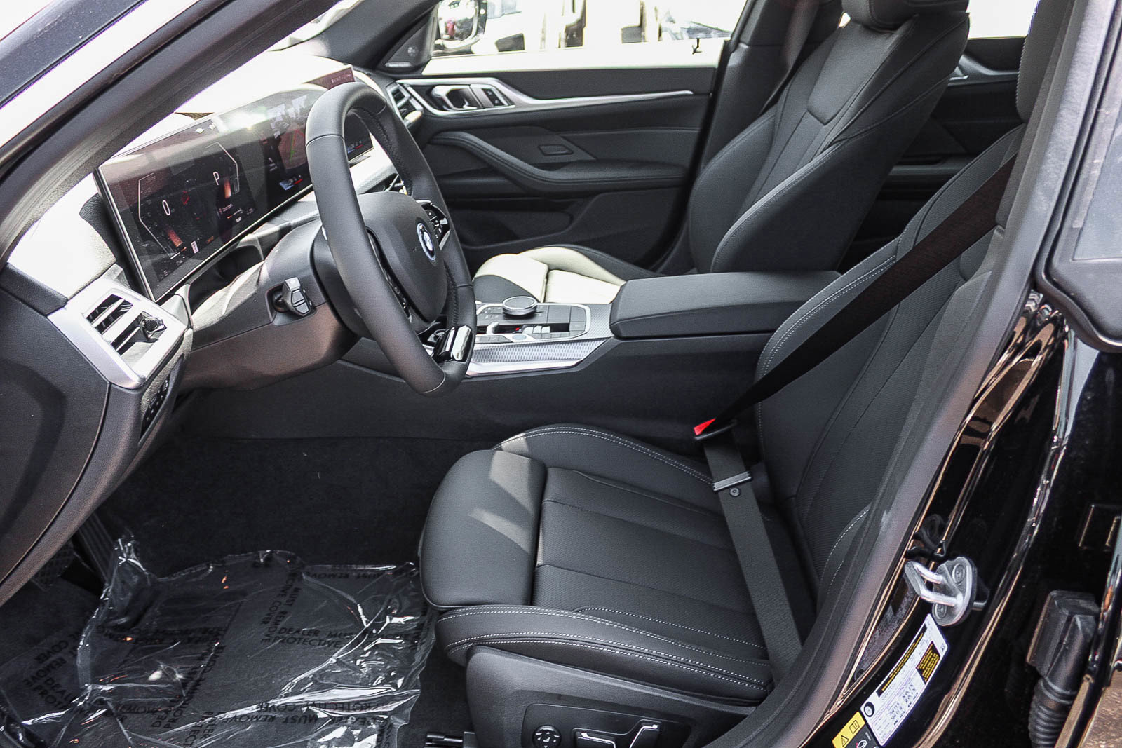 New 2026 BMW i4 xDrive40i AWD/4WD image 17