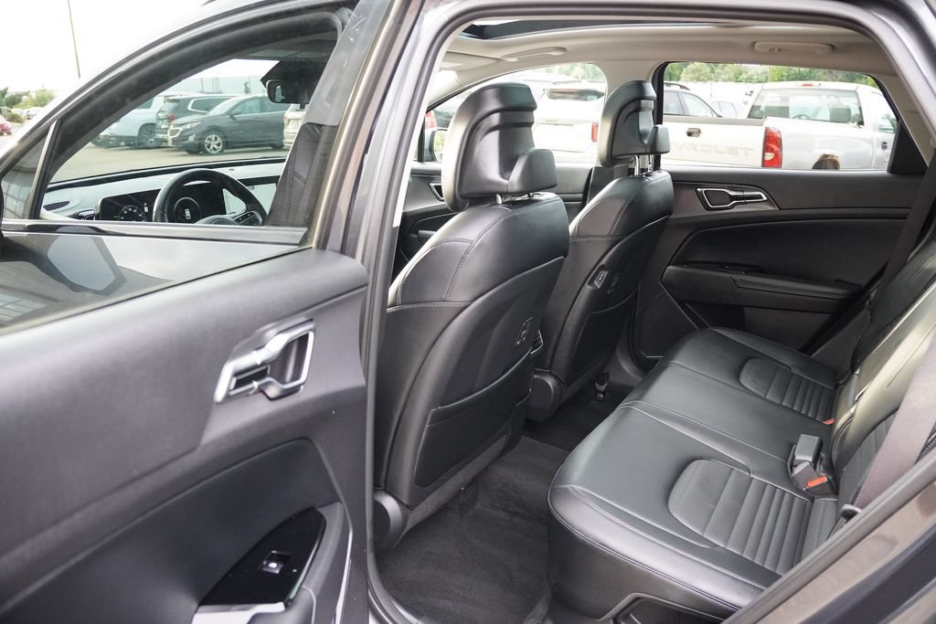 Certified 2024 Kia Sportage SX Prestige AWD/4WD image 16