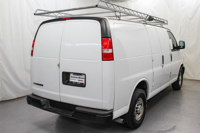 Used 2021 Chevrolet Express 3500 w/ Driver Convenience Package RWD image 9