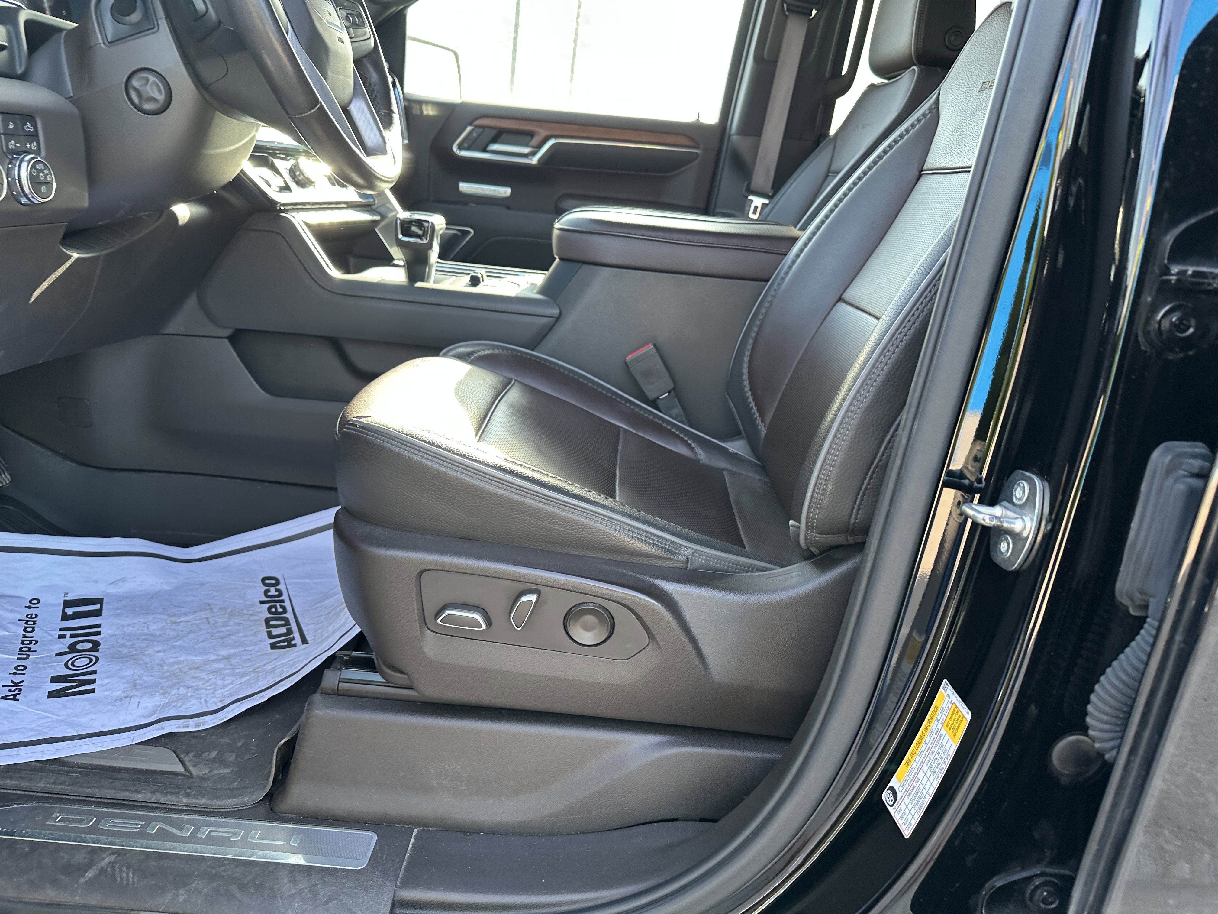 Used 2023 GMC Sierra 1500 Denali w/ Denali Reserve Package image 14