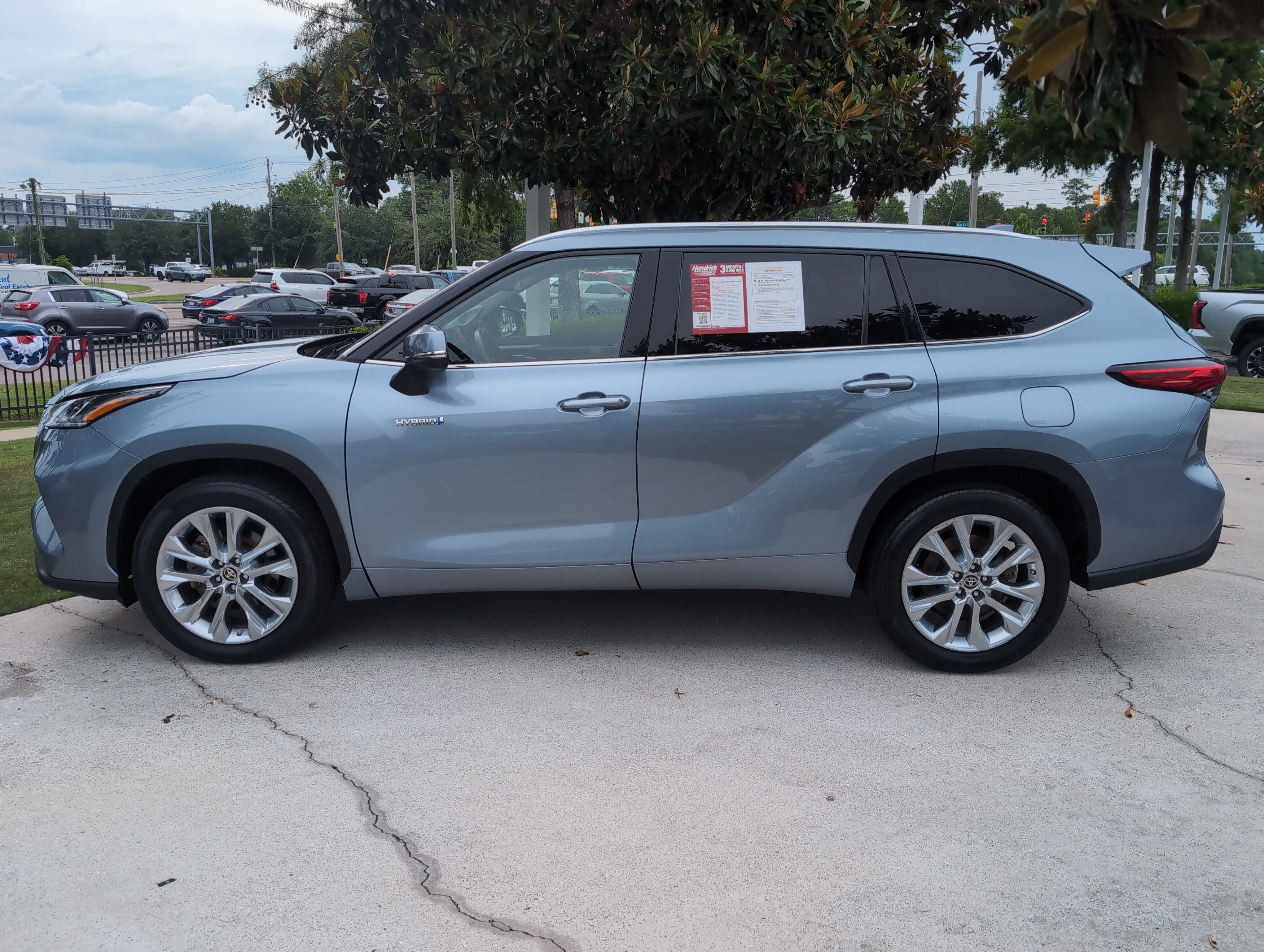 Used 2020 Toyota Highlander Limited FWD image 7