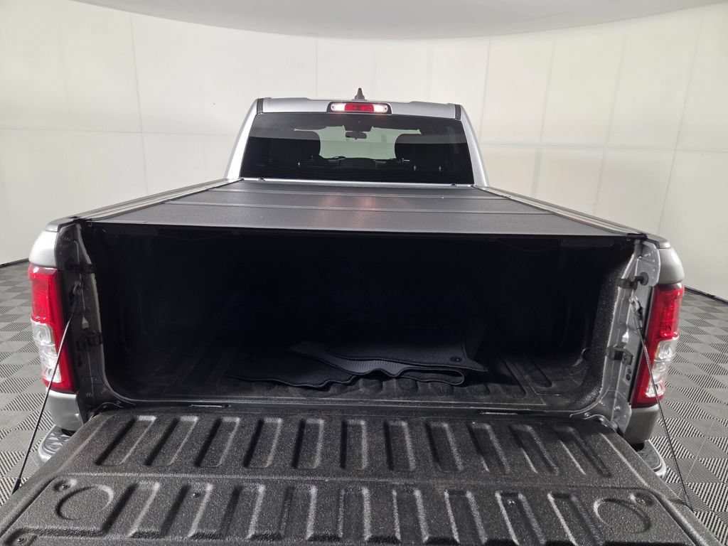 Used 2021 RAM 1500 Big Horn RWD image 29