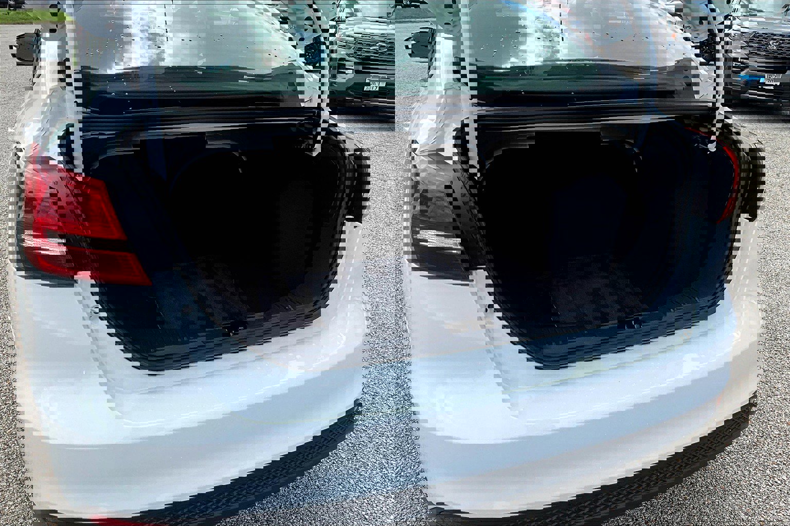 Used 2018 Ford Focus SE image 19