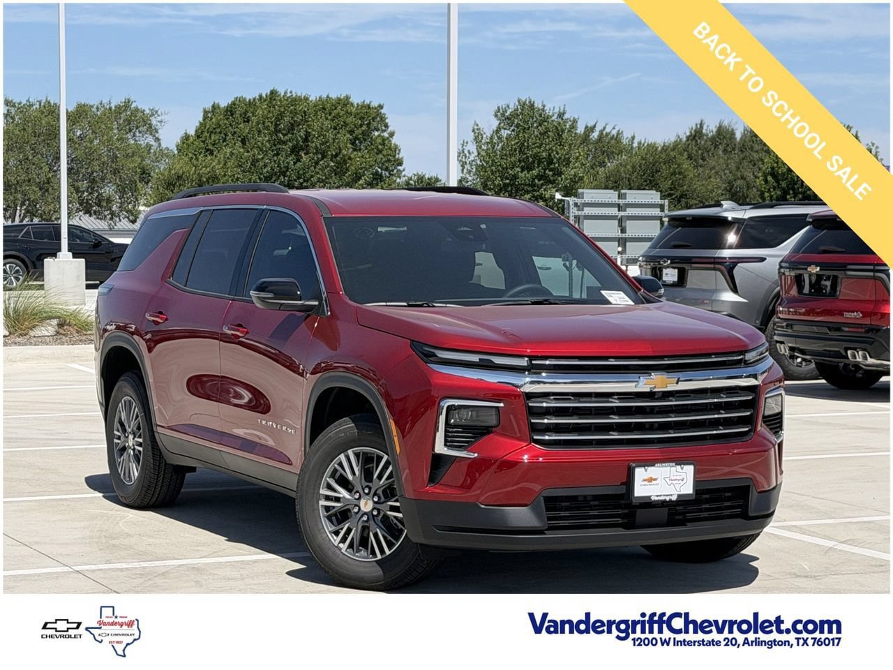New 2026 Chevrolet Traverse LT FWD image 2