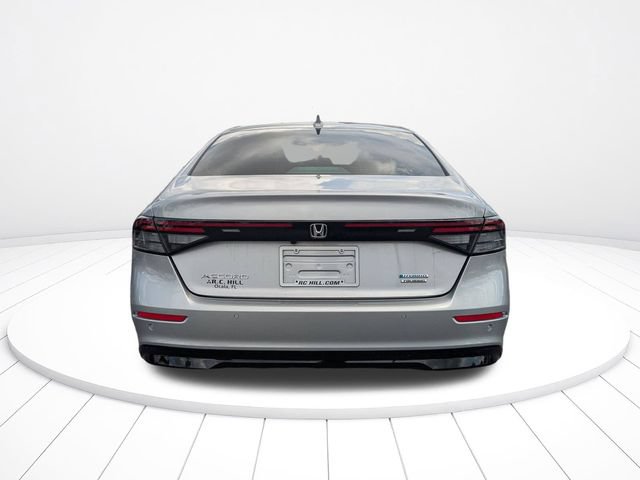 Used 2023 Honda Accord Touring image 4