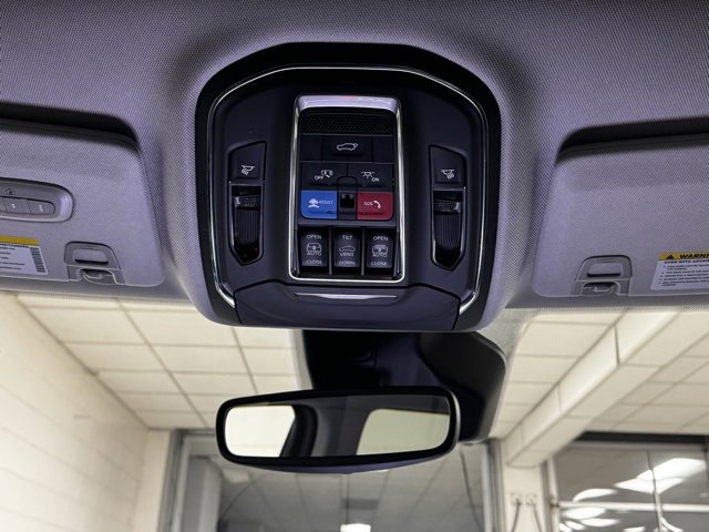 Used 2022 Jeep Grand Cherokee Limited w/ Trailer Tow Prep Group (B) image 27