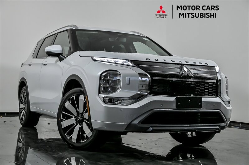 New 2026 Mitsubishi Outlander SEL AWD/4WD image 1