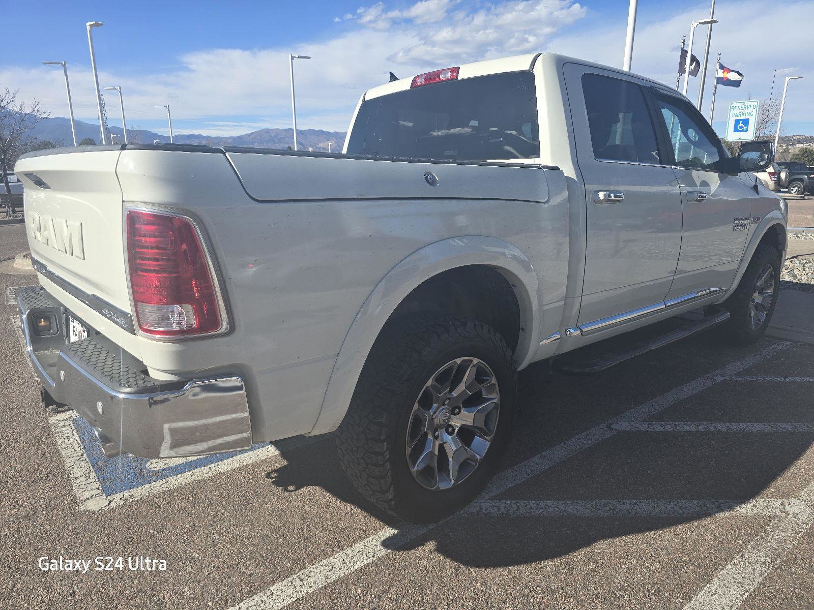 Used 2017 RAM 1500 Limited image 16