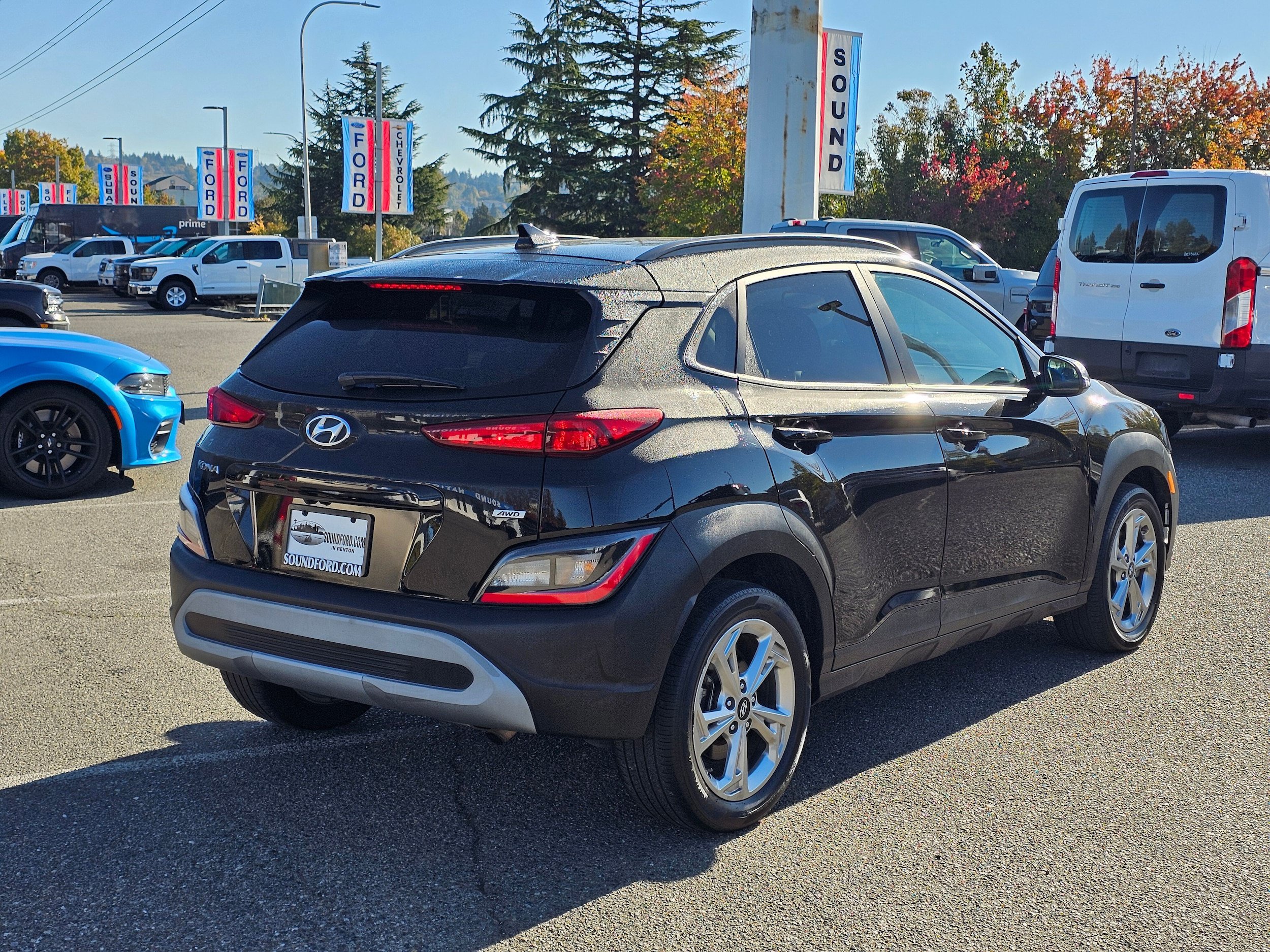 Used 2022 Hyundai Kona SEL w/ Cargo Package AWD/4WD image 5