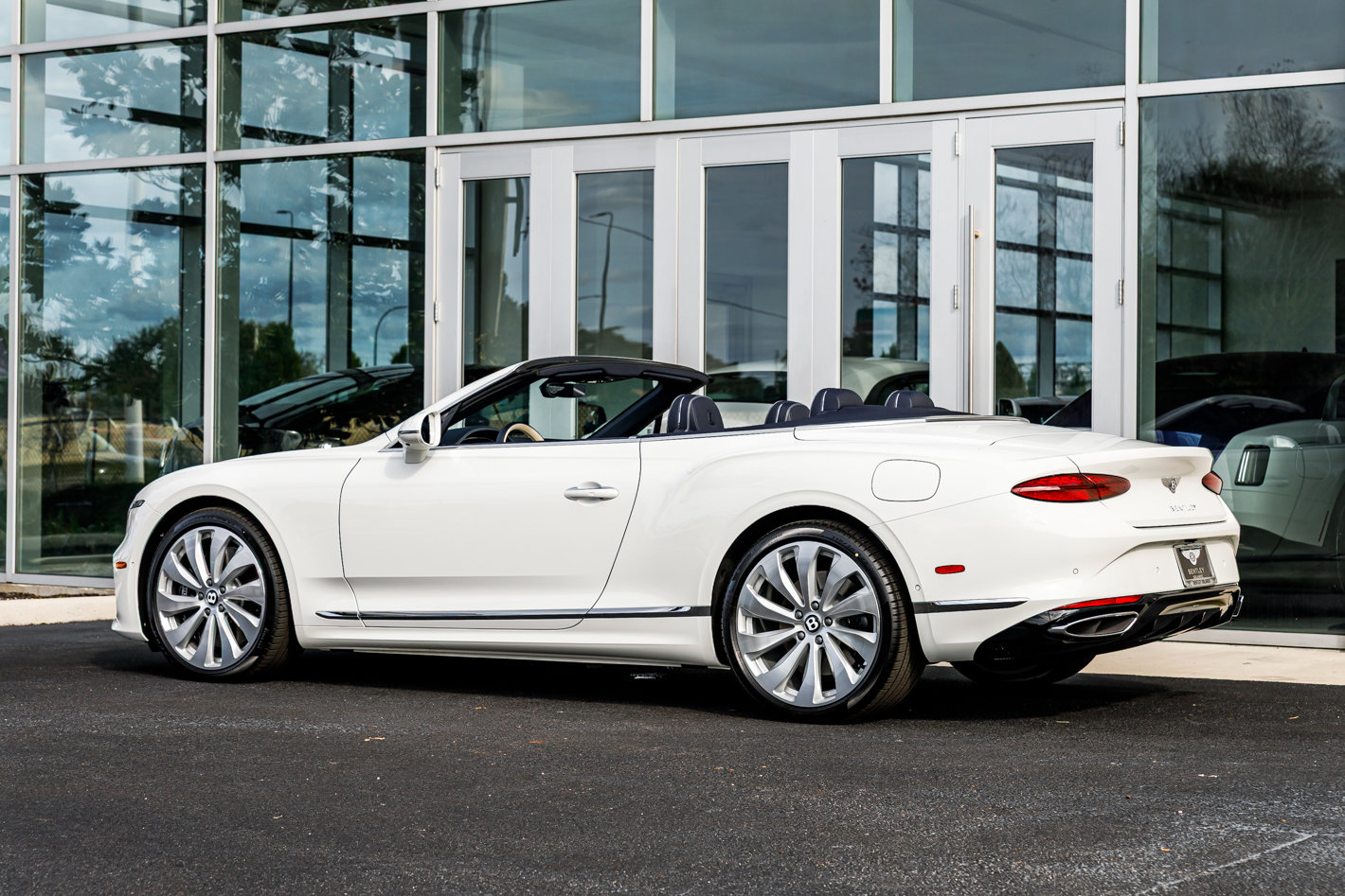 New 2026 Bentley Continental GTC image 13