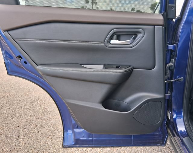 Certified 2023 Nissan Rogue SL w/ SL Premium Package FWD image 17