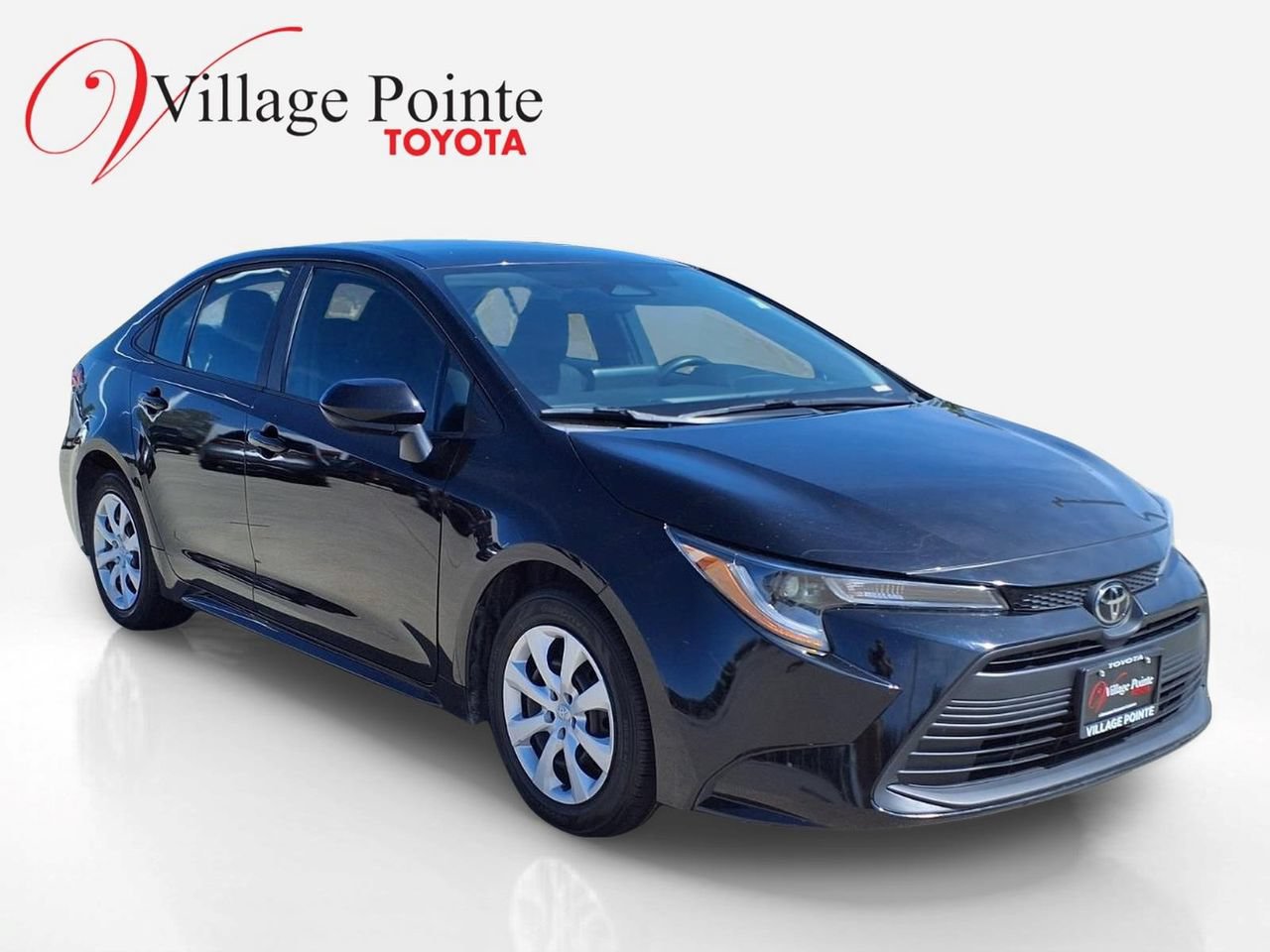 Used 2024 Toyota Corolla LE FWD image 7
