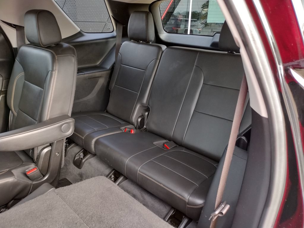 Used 2021 Chevrolet Traverse RS AWD/4WD image 14