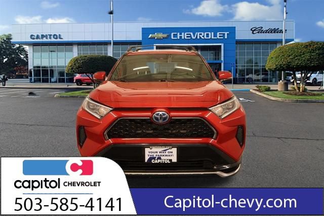 Used 2021 Toyota RAV4 SE w/ Weather & Moonroof Package AWD/4WD image 8