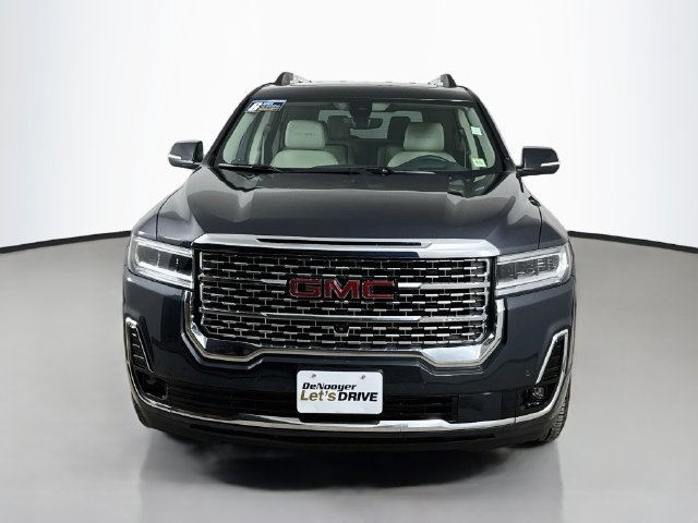 Used 2023 GMC Acadia Denali w/ Denali Ultimate Package AWD/4WD image 9