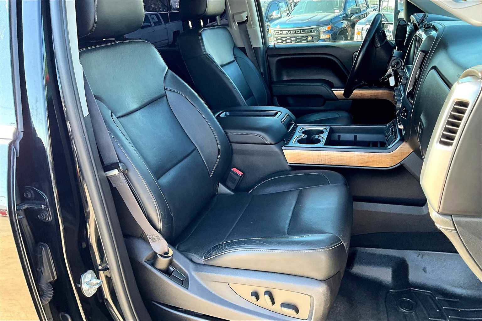 Used 2015 Chevrolet Silverado 1500 LTZ w/ LTZ Plus Package image 8