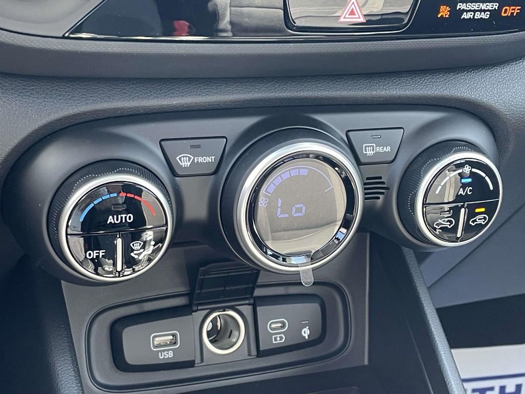 New 2026 Hyundai Venue SEL image 28