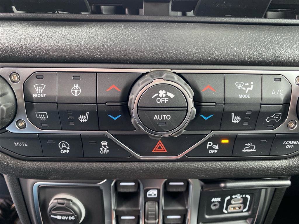 New 2026 Jeep Gladiator Sport AWD/4WD image 10