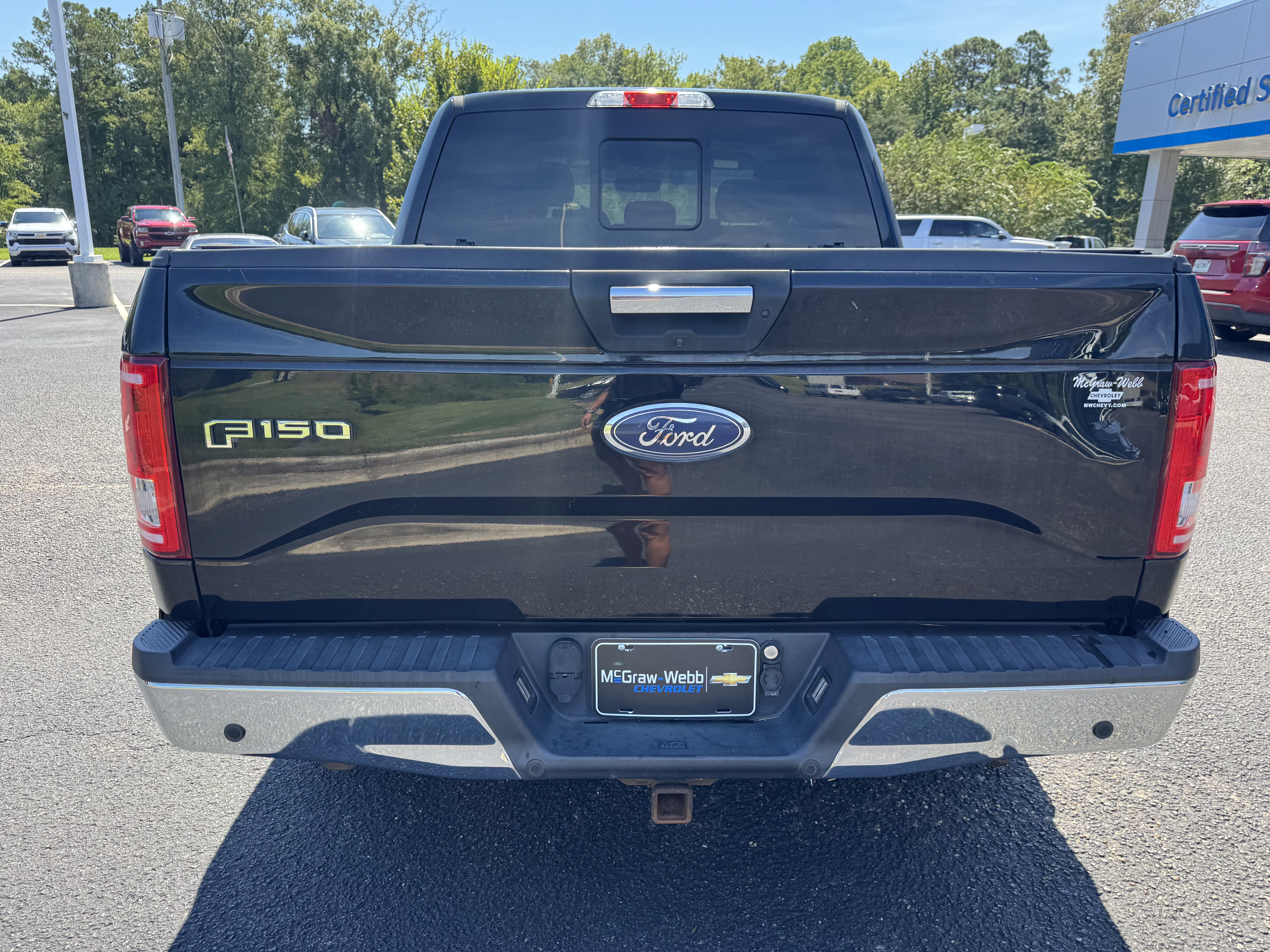 Used 2017 Ford F150 XLT w/ Equipment Group 302A Luxury image 8