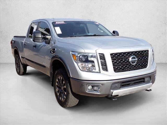 Used 2018 Nissan Titan XD AWD/4WD image 5