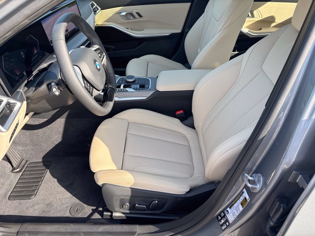 New 2026 BMW 330i xDrive Sedan w/ Premium Package AWD/4WD image 12
