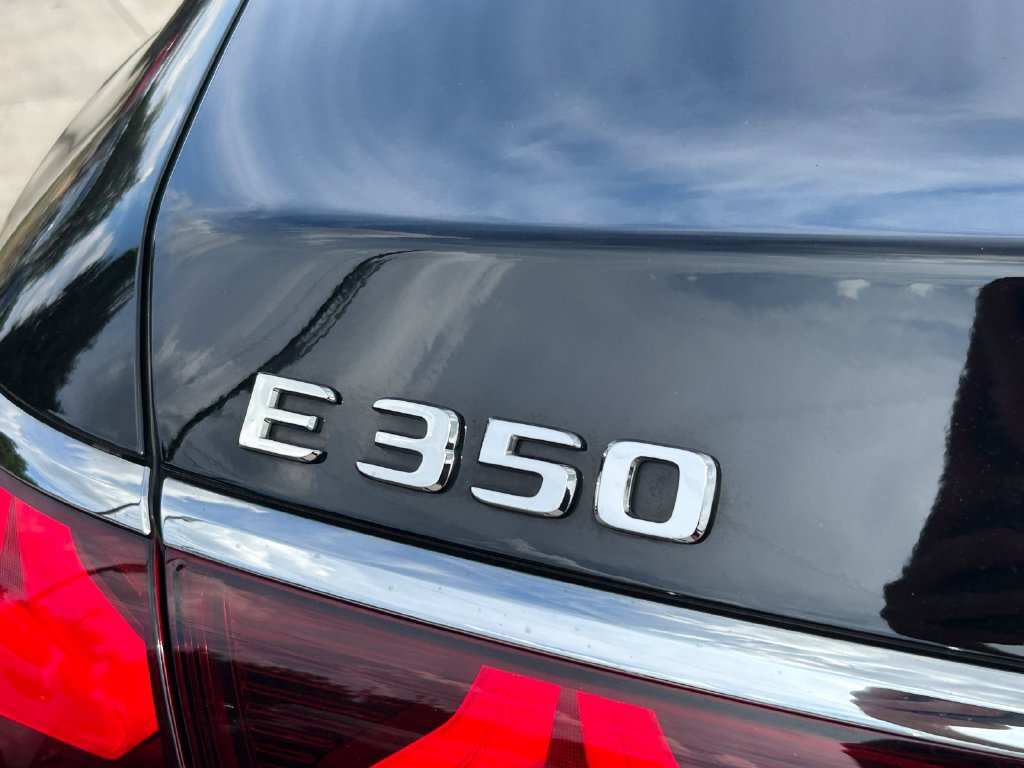 Used 2024 Mercedes-Benz E 350 4MATIC Sedan image 13