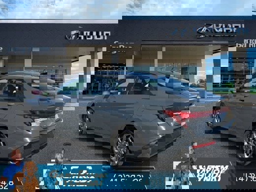 Used 2024 Hyundai Elantra SEL FWD image 6