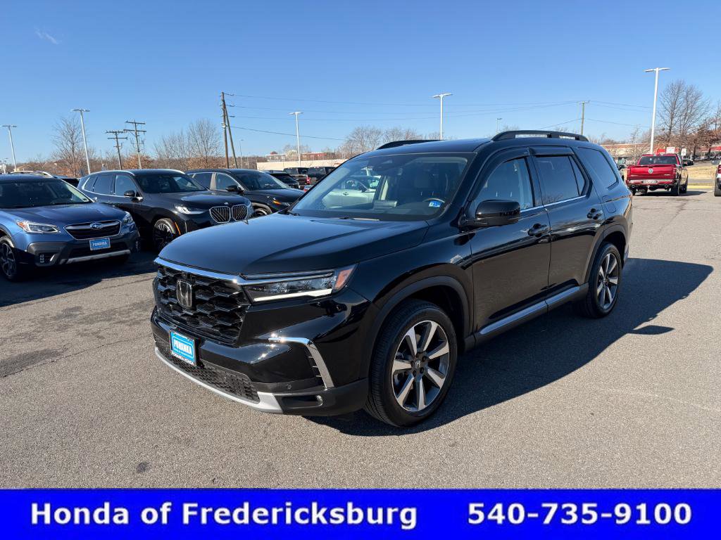 Certified 2025 Honda Pilot Elite image 2