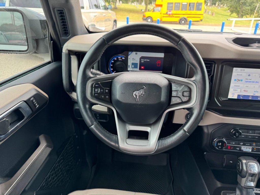 Used 2021 Ford Bronco Wildtrak AWD/4WD image 11