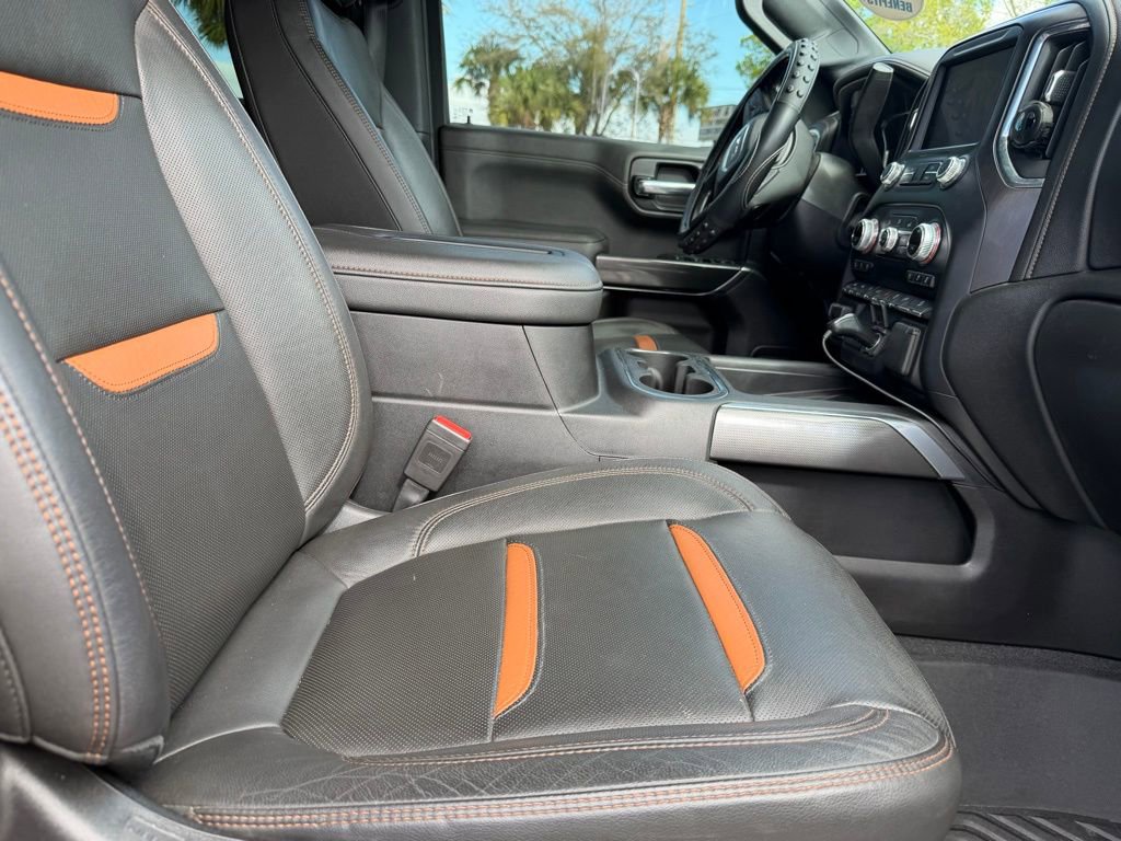 Used 2020 GMC Sierra 1500 AT4 w/ AT4 Premium Package image 11