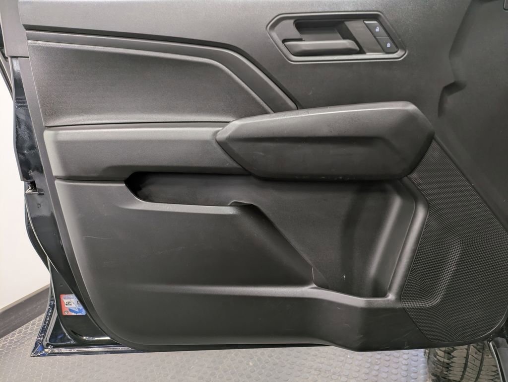 Used 2024 Chevrolet Colorado Trail Boss w/ Advanced Trailering Package AWD/4WD image 8