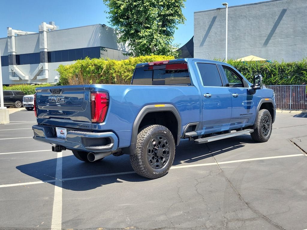 New 2026 GMC Sierra 2500 Denali w/ Denali Reserve Package AWD/4WD image 4