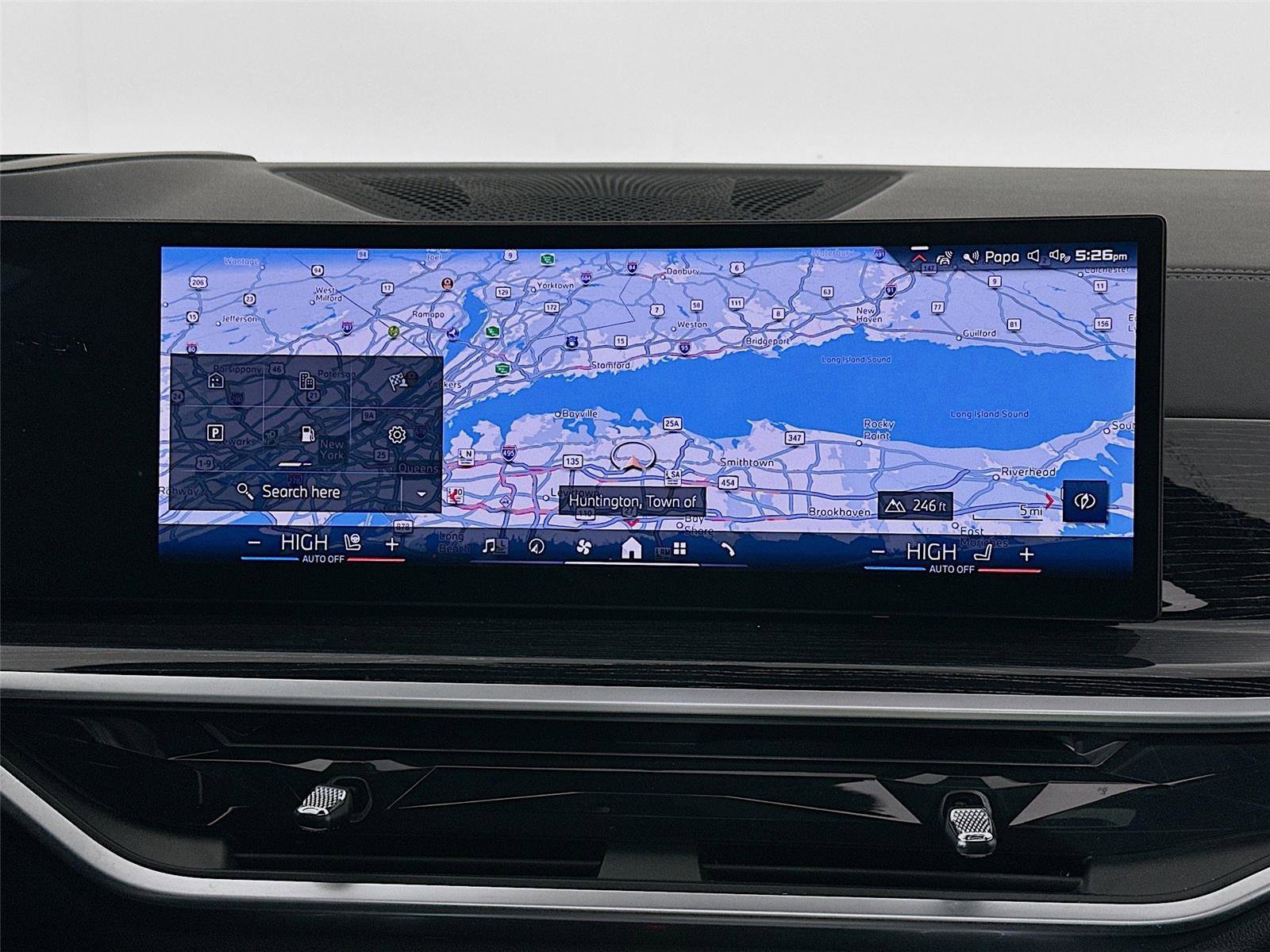 Used 2025 BMW X7 M60i w/ Executive Package image 13