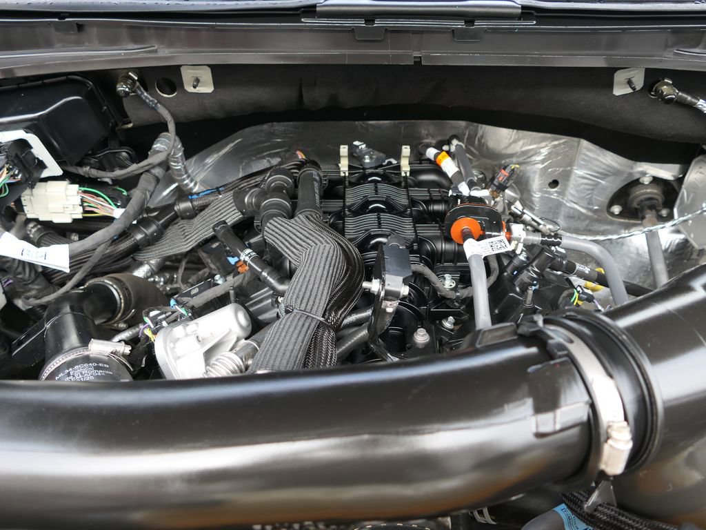 Used 2025 Ford Expedition Max Active AWD/4WD image 29