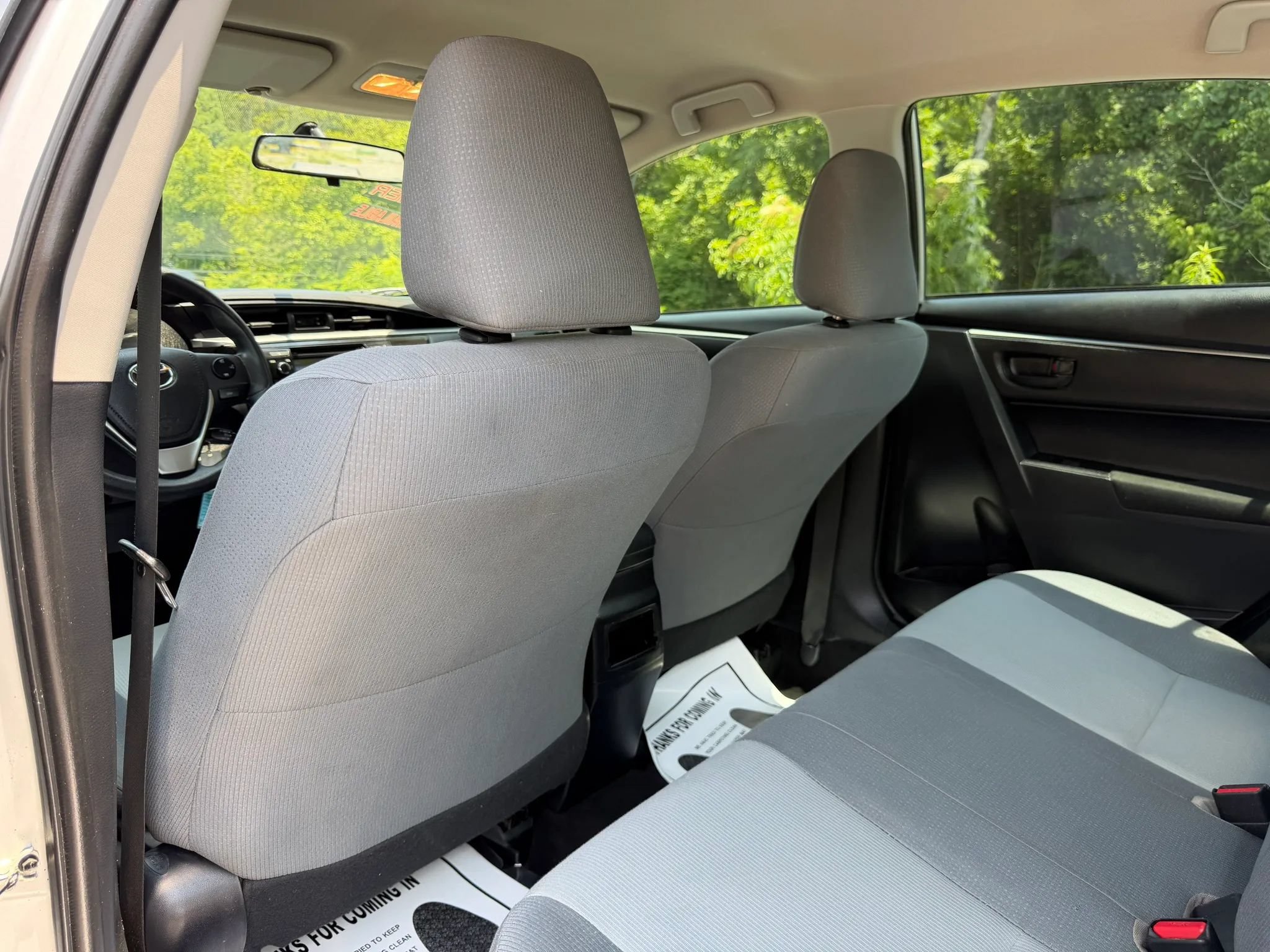 Used 2016 Toyota Corolla L FWD image 23