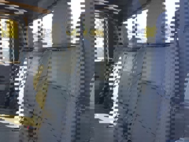 New 2025 Jeep Gladiator Mojave image 14