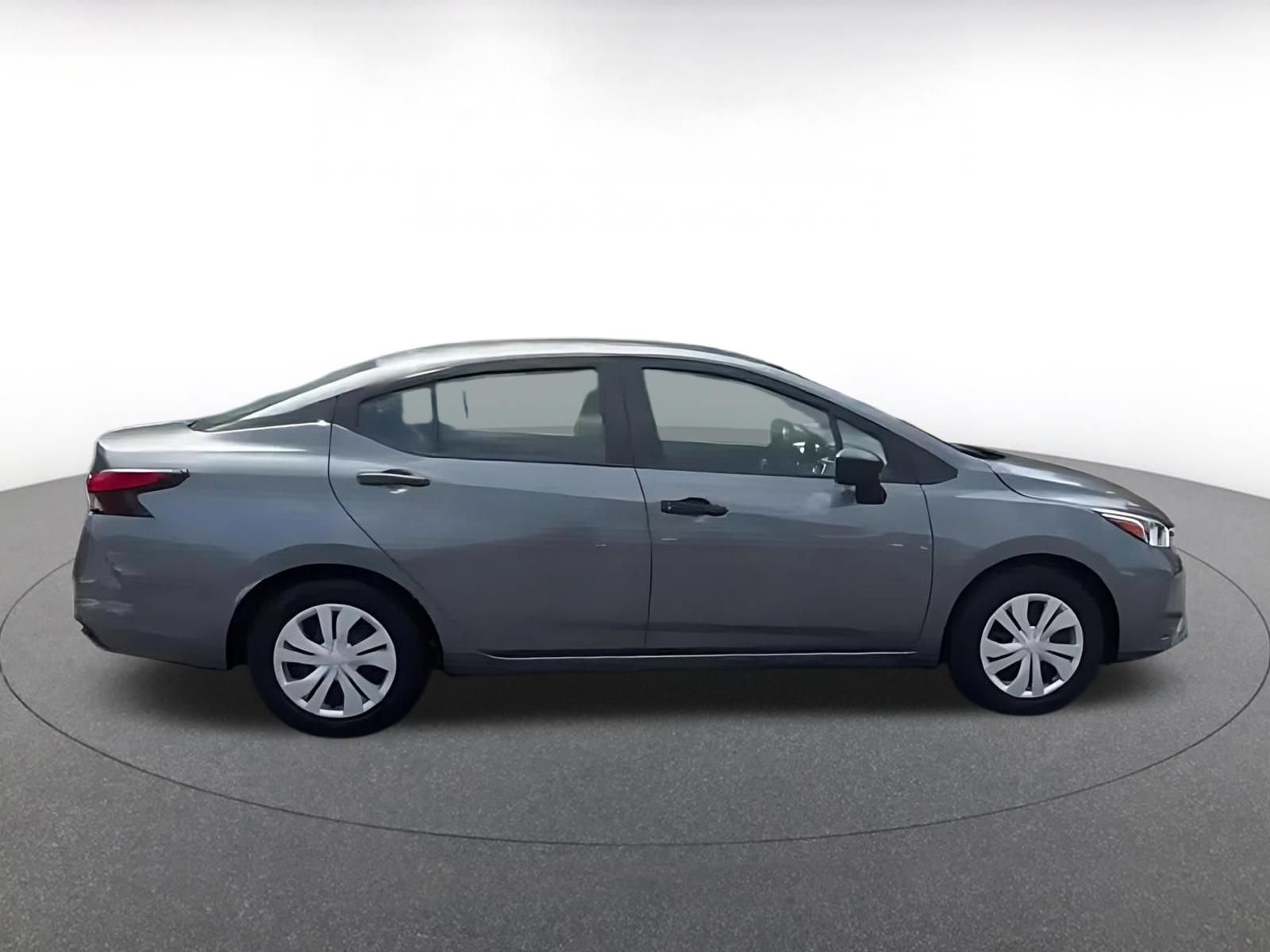 Used 2024 Nissan Versa S FWD image 16