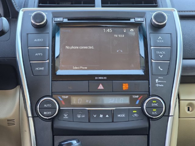 Used 2016 Toyota Camry XLE FWD image 8