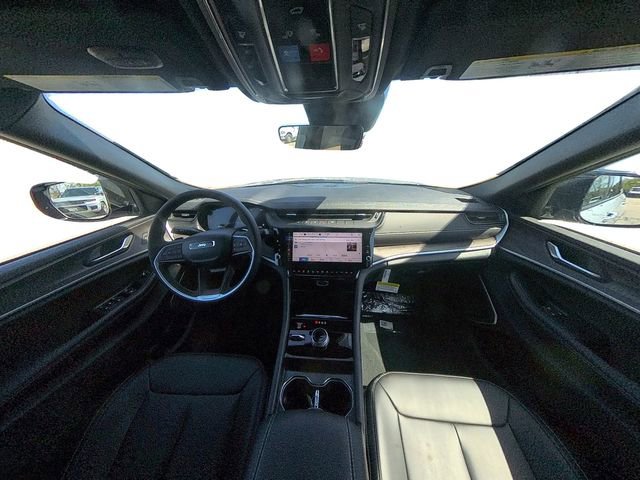 New 2026 Jeep Grand Cherokee Limited AWD/4WD image 30