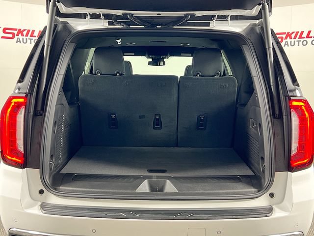 Used 2024 GMC Yukon XL SLT w/ SLT Luxury Package AWD/4WD image 26