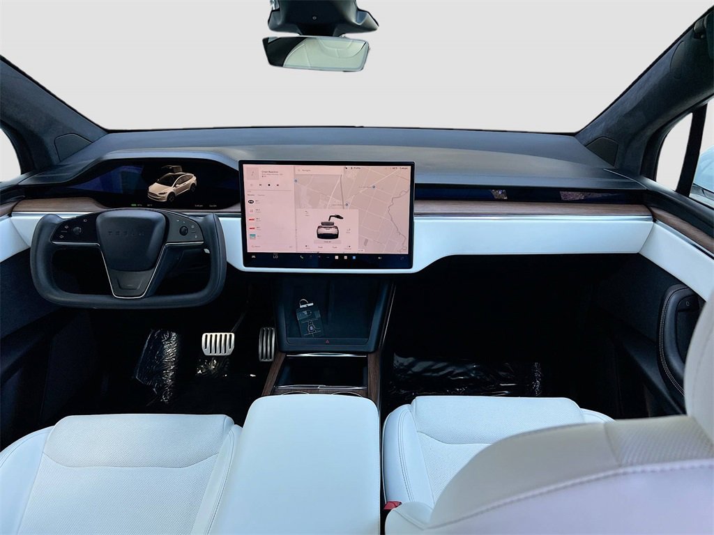 Used 2022 Tesla Model X image 22