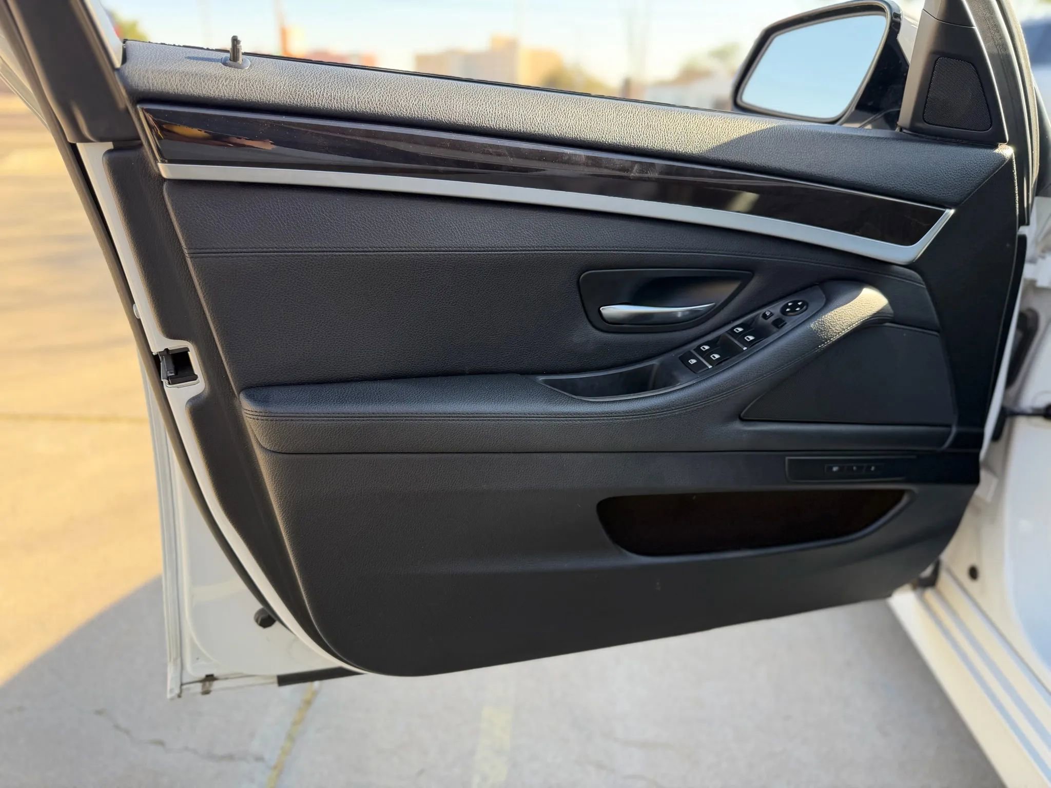 Used 2016 BMW 528i Sedan image 14