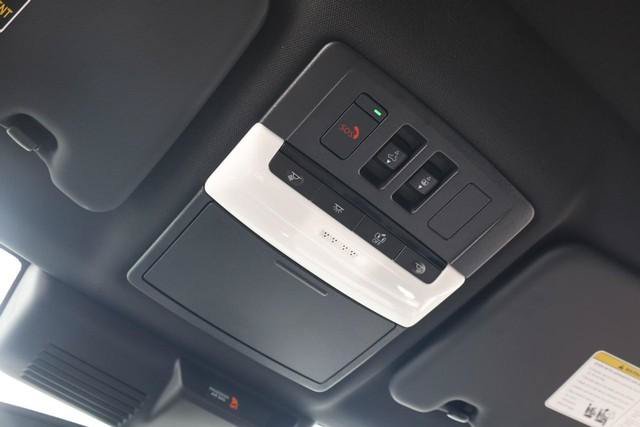 New 2026 Nissan Rogue Platinum AWD/4WD image 18