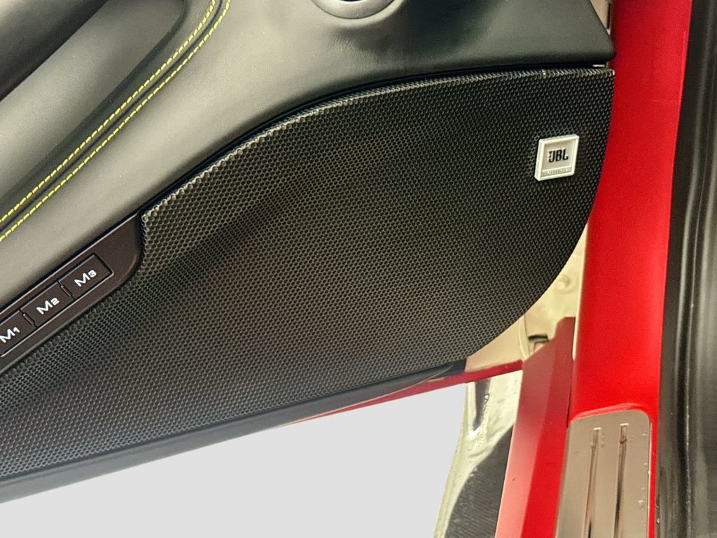 Used 2020 Ferrari F8 Tributo RWD image 19