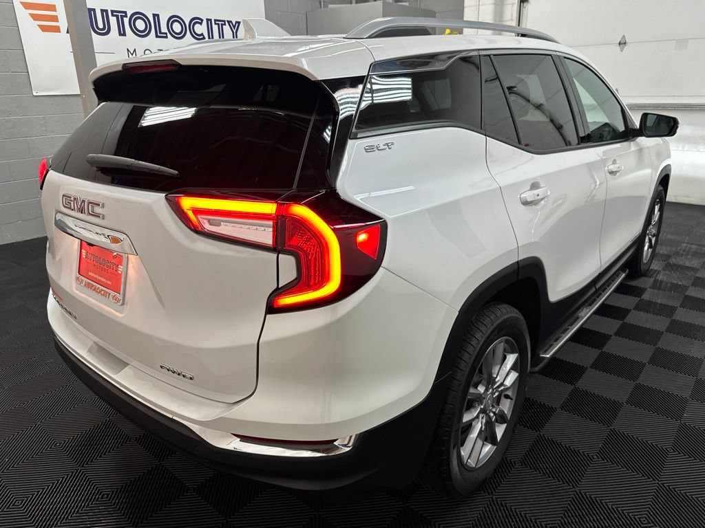 Used 2022 GMC Terrain SLT AWD/4WD image 10