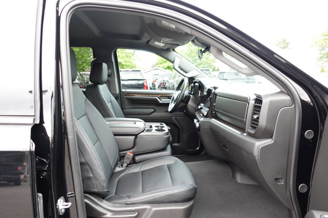 Used 2024 GMC Sierra 1500 Elevation AWD/4WD image 34