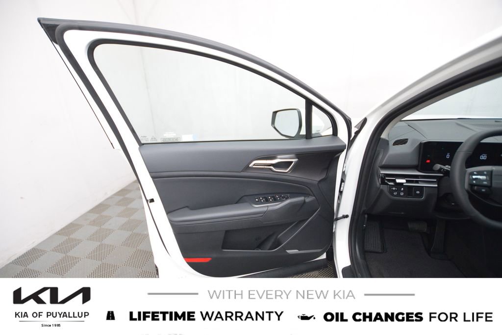 New 2026 Kia Sportage EX image 9
