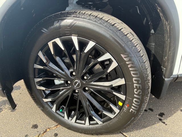 New 2026 Nissan Rogue SV image 10