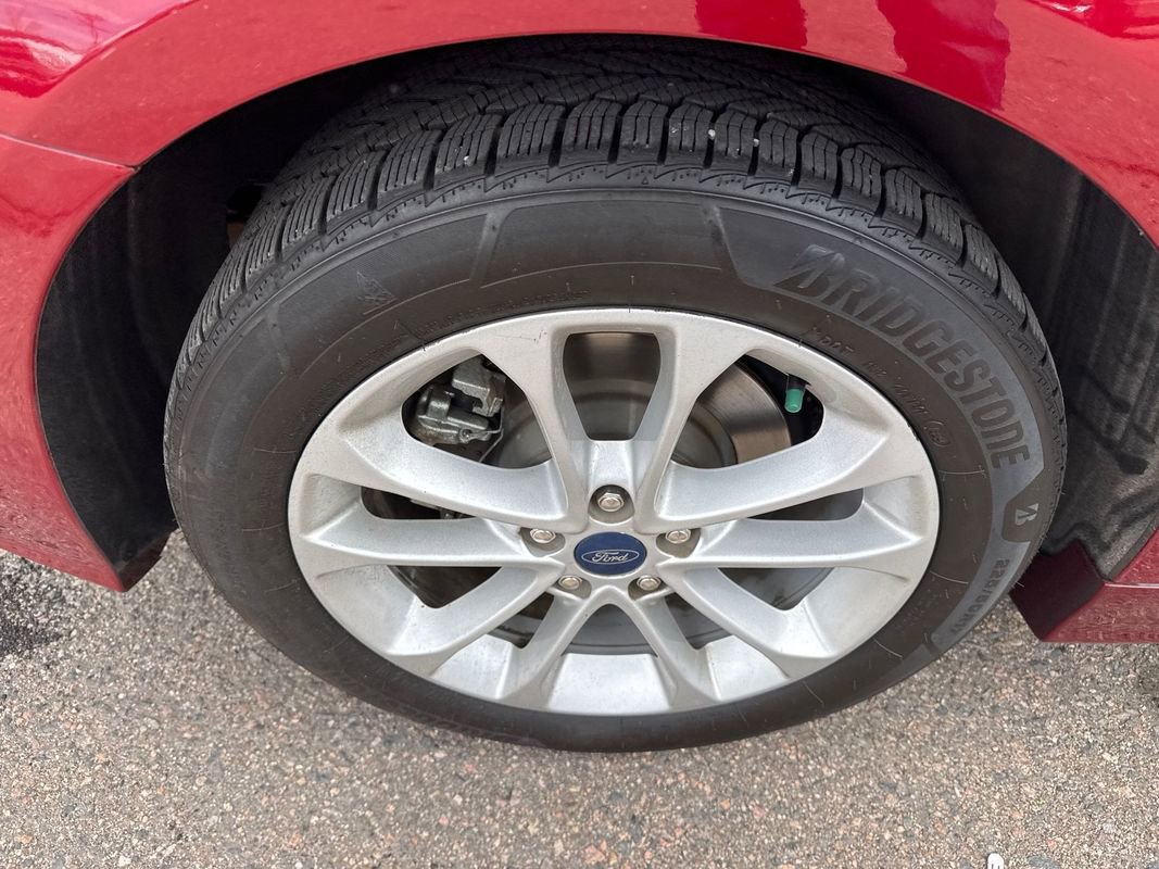 Used 2019 Ford Fusion SE image 20