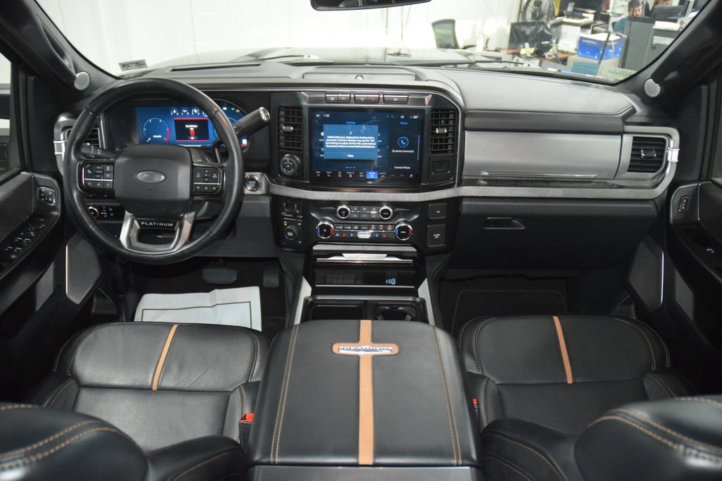 Used 2024 Ford F250 Platinum AWD/4WD image 31